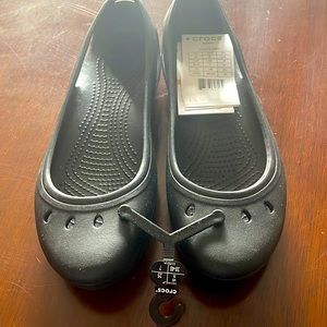 NWT Crocs